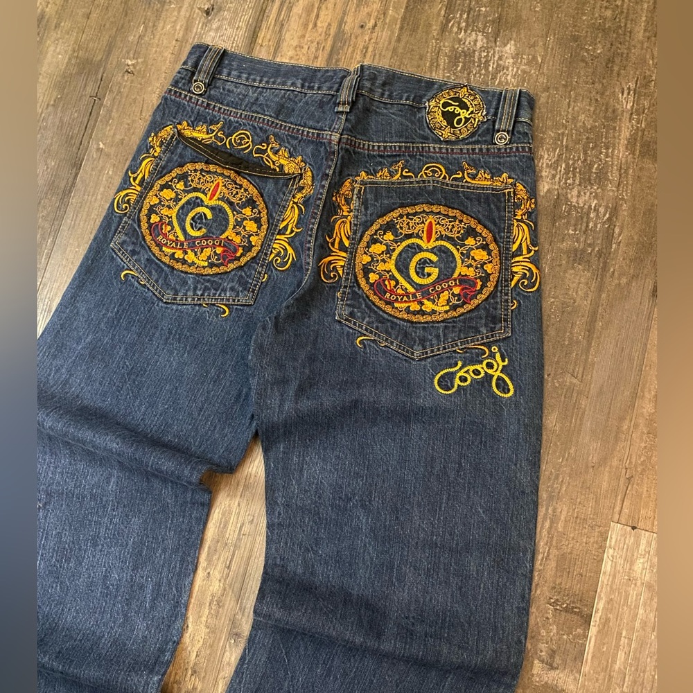 Vintage COOGI Embroidered Y2k Baggy Skater Denim Jeans With Top Tier Stitching